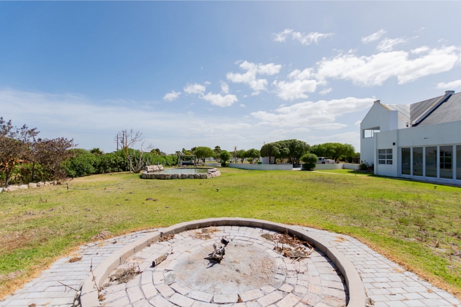 9 Bedroom Property for Sale in Long Acres Country Estate Western Cape